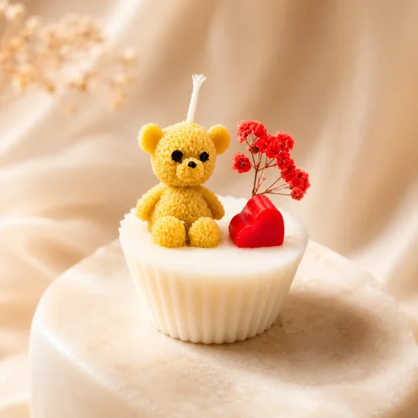 teddy cupcake candle